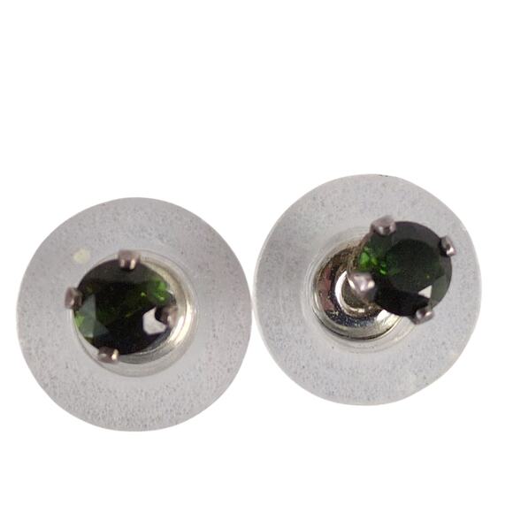 Vtg Stamped 925P Sterling Silver Dark Green Zircon Stud Earrings Estate Jewelry - Picture 5 of 5